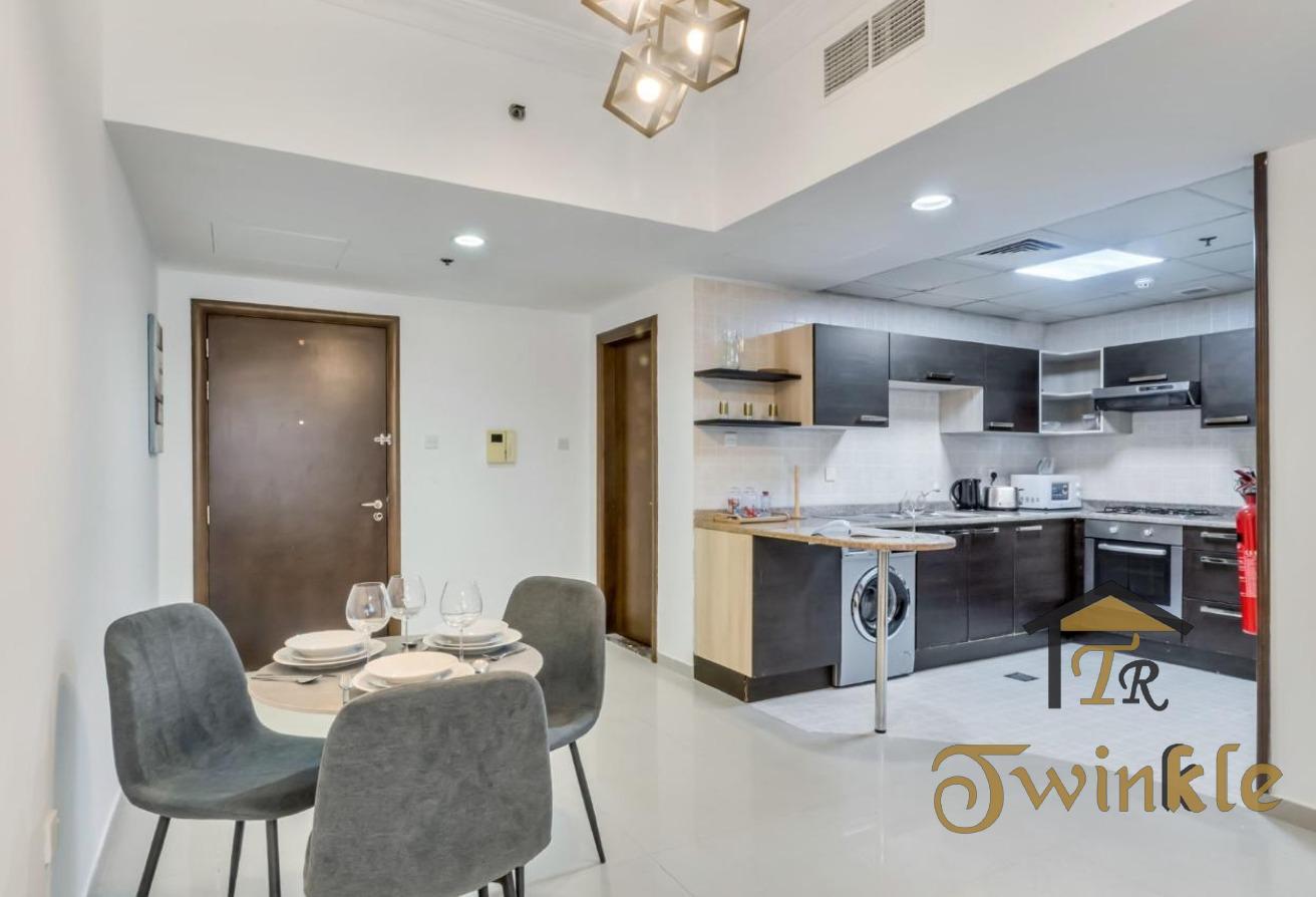 FULLY FURNISHED 1 BEDROOM | SPACIOUS | NEAR METRO photo 7