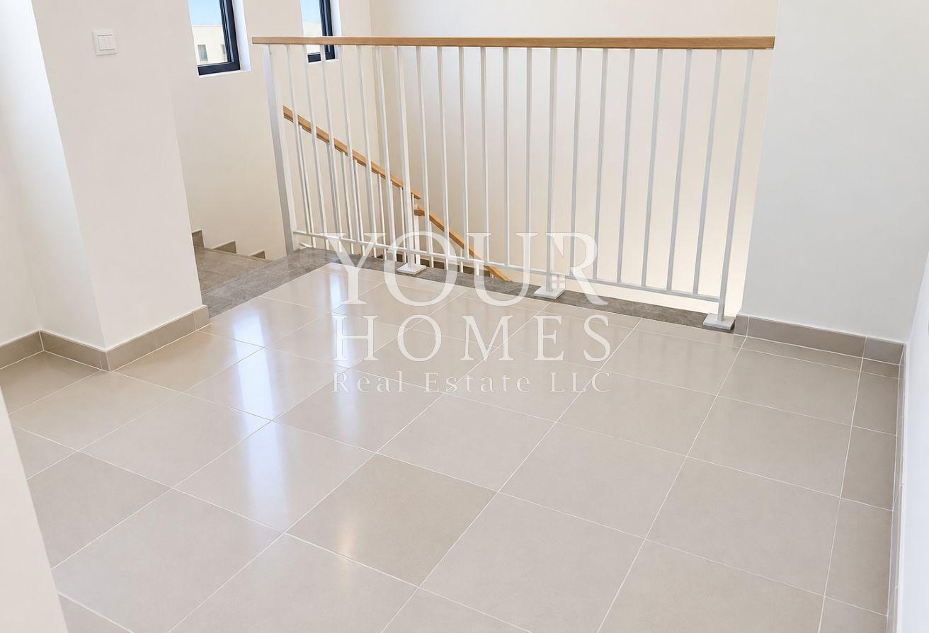 Spacious Town House } Single Row } Mira Oasis2 photo 9