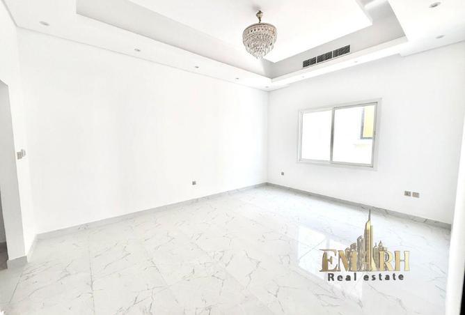 108172126 - Property Image 2