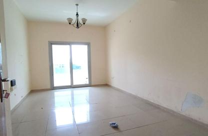 Apartment - 1 Bedroom - 1 Bathroom for rent in Danat Al Khan Tower - Al Khan Lagoon - Al Khan - Sharjah