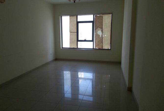 128832417 - Property Main Image