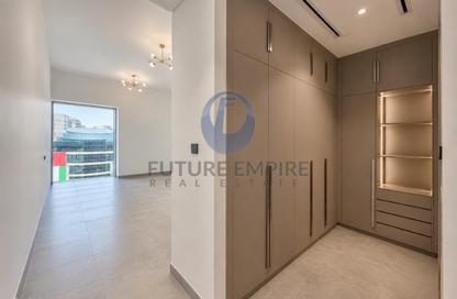 Apartment - 3 Bedrooms - 5 Bathrooms for rent in Lamcy Residence - Oud Metha - Bur Dubai - Dubai Apartment - 3 Bedrooms - 5 Bathrooms for rent in Lamcy Residence - Oud Metha - Bur Dubai - Dubai