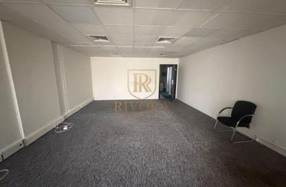 Office Space - Studio - 1 for rent in Al Khabaisi - Deira - Dubai