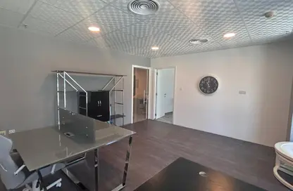 Office Space - Studio - 1 Bathroom for rent in Lake Central - Business Bay - Dubai