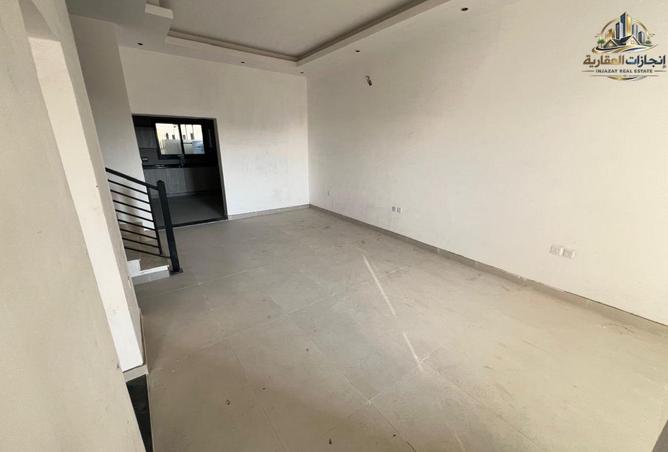 78184003 - Property Image 3