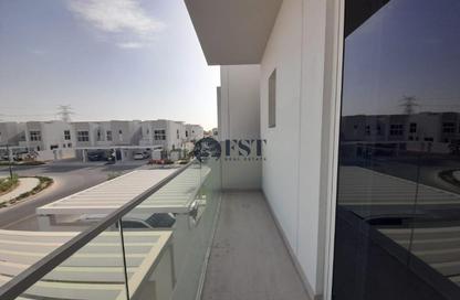 Townhouse - 3 Bedrooms - 3 Bathrooms for rent in Arabella Townhouses 3 - Arabella Townhouses - Mudon - Dubai