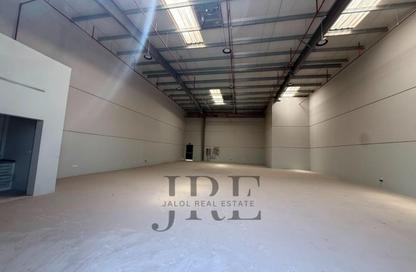 Warehouse - Studio - 4 Bathrooms for rent in Al Sajaa Industrial - Al Sajaa - Sharjah