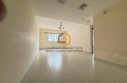 Apartment - 1 Bedroom - 2 Bathrooms for rent in Crystal Plaza - Al Majaz 1 - Al Majaz - Sharjah