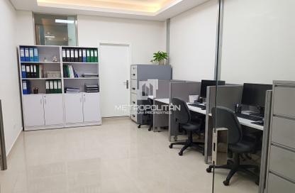 Retail - Studio for rent in Park Tower B - Park Towers - DIFC - Dubai