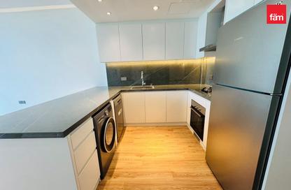Apartment - 1 - 2 for rent in Upper Crest - Downtown Dubai - Dubai