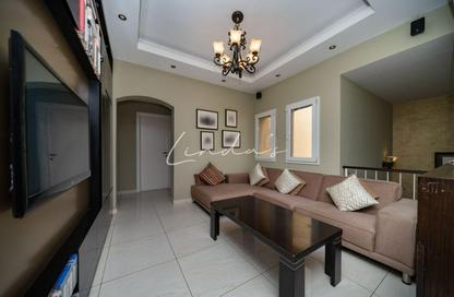 Villa - 5 Bedrooms - 4 Bathrooms for rent in Meadows 2 - Meadows - Dubai