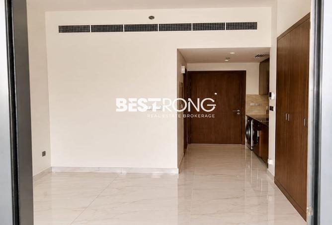 حديث | تصميم واسع | موقع متميز