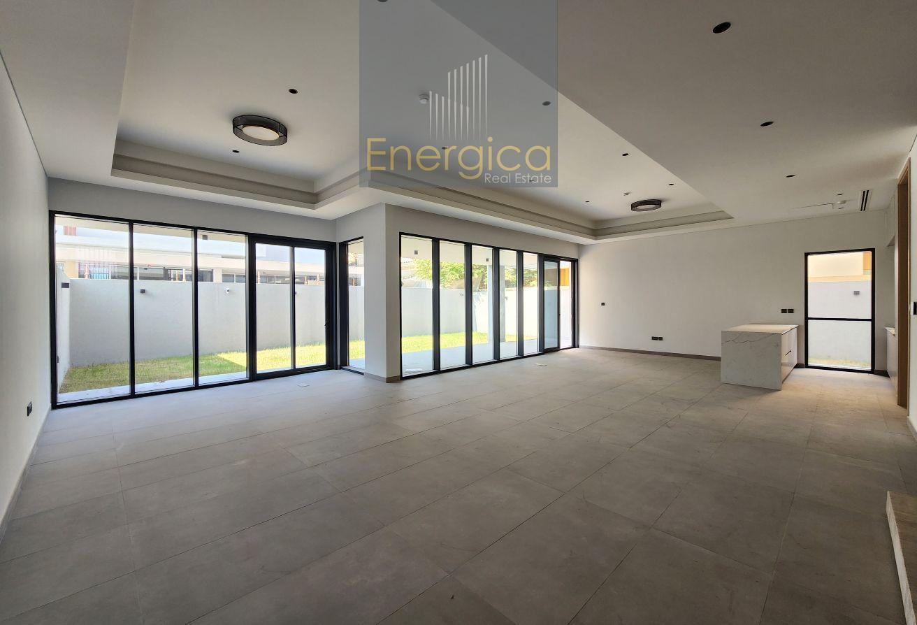 Contemporary 4BR Villa| Brand New | Private Garde photo 2