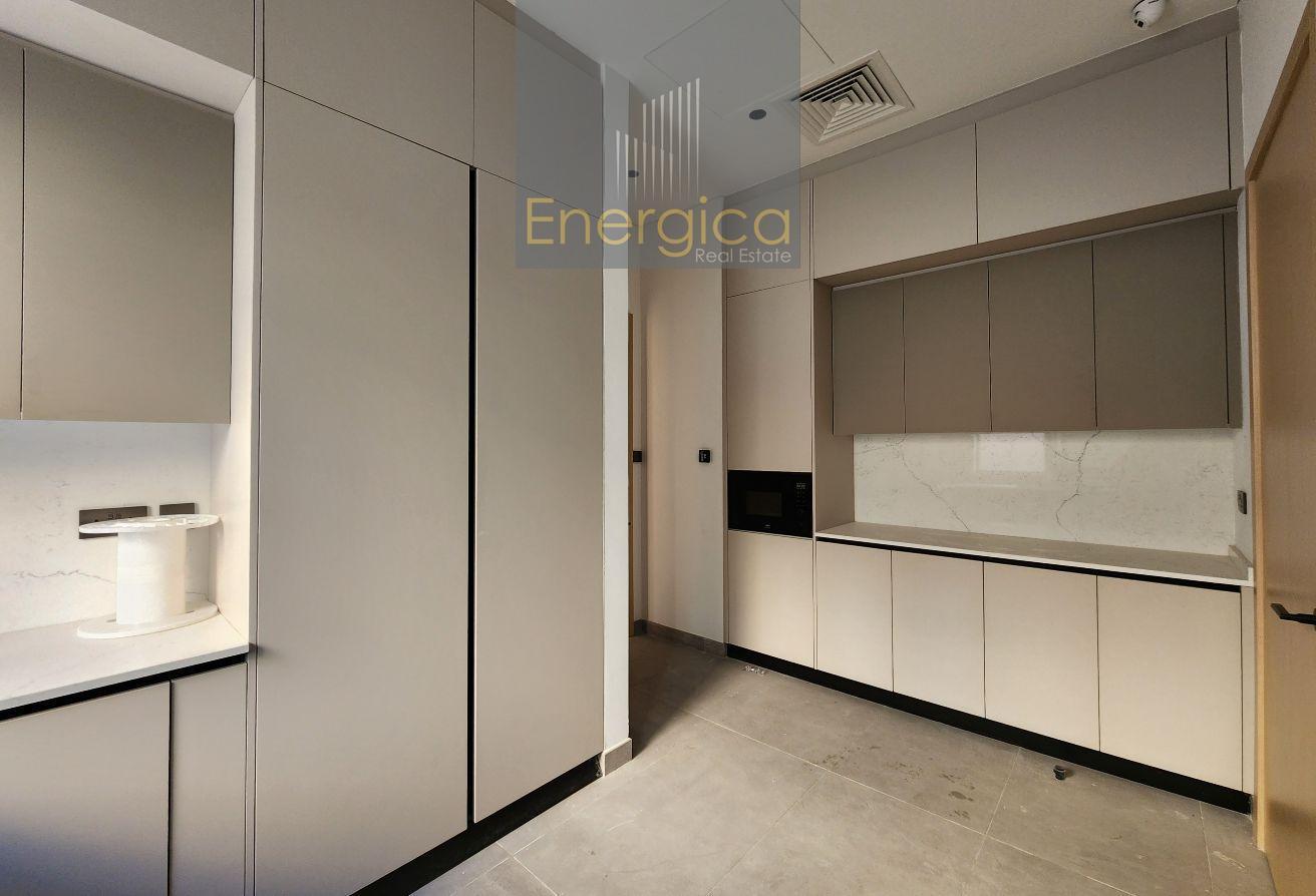 Contemporary 4BR Villa| Brand New | Private Garde photo 8