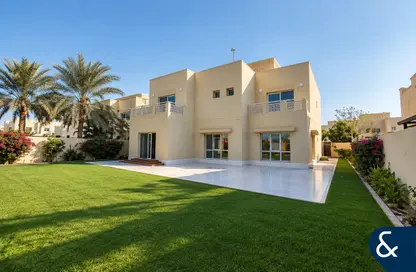 Villa - 5 Bedrooms - 5 Bathrooms for sale in Meadows 7 - Meadows - Dubai