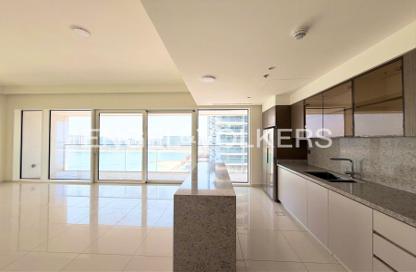 Apartment - 2 Bedrooms - 3 Bathrooms for rent in Grand Bleu Tower 1 - Emaar Beachfront - Dubai Harbour - Dubai