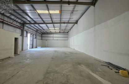 Warehouse - Studio for rent in Al Sajaa Industrial - Al Sajaa - Sharjah