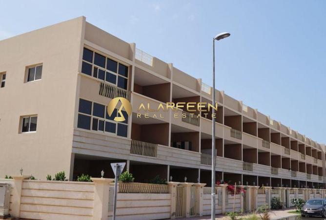 98239806 - Property Main Image