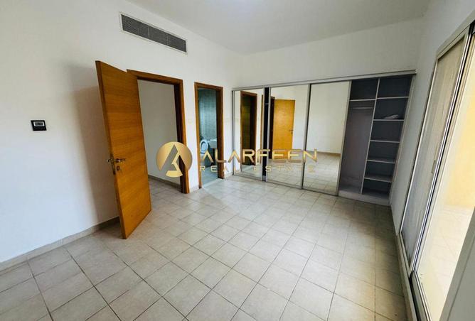 98239806 - Property Image 3