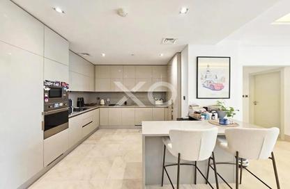 Apartment - 2 Bedrooms - 3 Bathrooms for sale in The 8 - The Crescent - Palm Jumeirah - Dubai