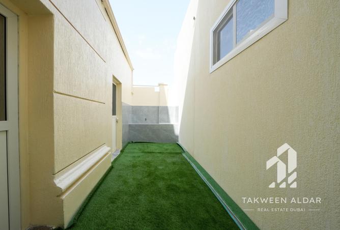 67438714 - Property Image 2