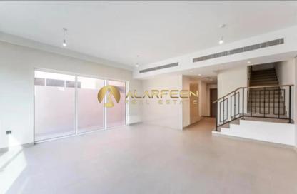 Townhouse - 5 - 6 for rent in Nice - Damac Lagoons - Dubai