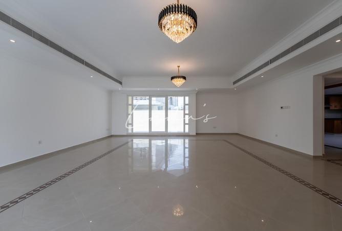 99952415 - Property Image 2