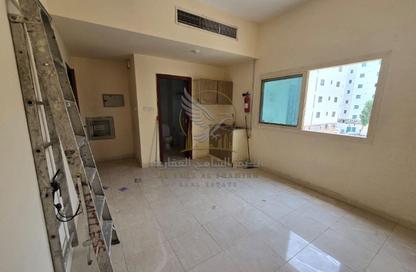 Apartment - Studio - 1 Bathroom for rent in Al Nabba - Sharjah Apartment - Studio - 1 Bathroom for rent in Al Nabba - Sharjah