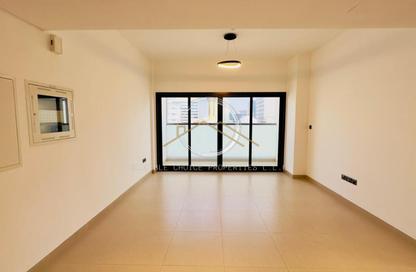 Apartment - 1 Bedroom - 2 Bathrooms for rent in Al Muraqqabat Residence Block G - Al Muraqqabat - Deira - Dubai Apartment - 1 Bedroom - 2 Bathrooms for rent in Al Muraqqabat Residence Block G - Al Muraqqabat - Deira - Dubai