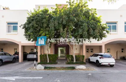 Apartment - 2 Bedrooms - 3 Bathrooms for sale in Waterfall District - Al Ghadeer - Abu Dhabi