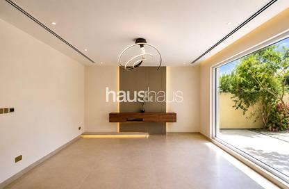 Villa - 4 Bedrooms - 5 Bathrooms for sale in Meadows 9 - Meadows - Dubai
