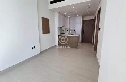 شقة - غرفة نوم - 2 حمامات للايجار في بن غاطي عنبر - منطقة 11 - قرية جميرا الدائرية - دبي