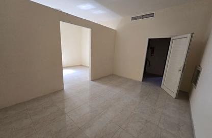 Apartment - Studio - 1 Bathroom for rent in Fire Station Road - Muwaileh - Sharjah