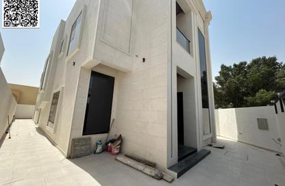 Villa - 5 Bedrooms - 7 Bathrooms for sale in Al Mowaihat 2 - Al Mowaihat - Ajman Villa - 5 Bedrooms - 7 Bathrooms for sale in Al Mowaihat 2 - Al Mowaihat - Ajman