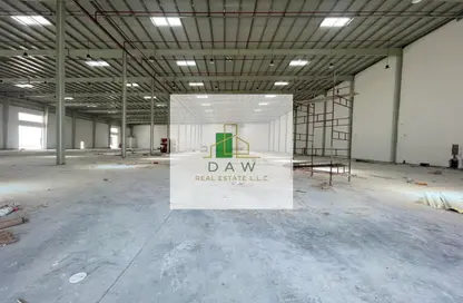 Warehouse - Studio - 2 Bathrooms for rent in Umm Al Thuoob - Umm Al Quwain