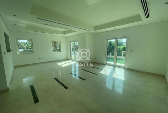 106840386 - Property Main Image