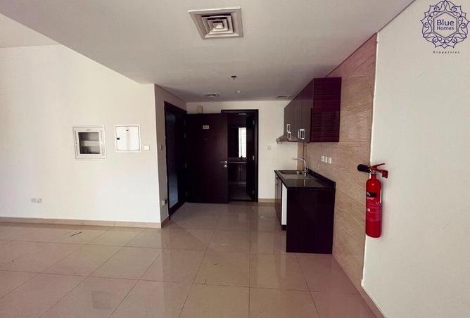 106835403 - Property Image 2