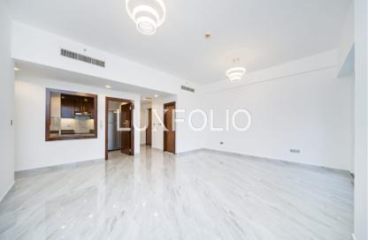 Apartment - 2 Bedrooms - 2 Bathrooms for rent in Executive Towers - Business Bay - Dubai