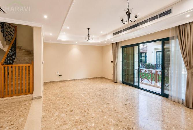 137009711 - Property Image 2