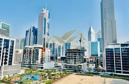 Apartment - 1 Bedroom - 2 Bathrooms for rent in Jumeirah Garden City - Al Satwa - Dubai