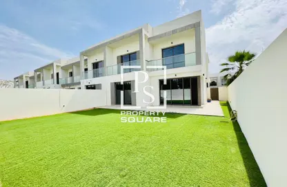Villa - 3 Bedrooms - 4 Bathrooms for rent in Redwoods - Yas Acres - Yas Island - Abu Dhabi