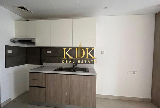 77778418 - Property Image 2