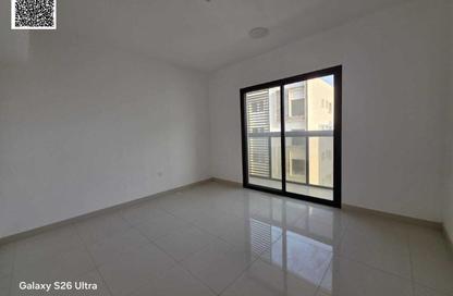 Apartment - 3 Bedrooms - 3 Bathrooms for rent in Al Jurf Industrial 1 - Al Jurf Industrial - Ajman