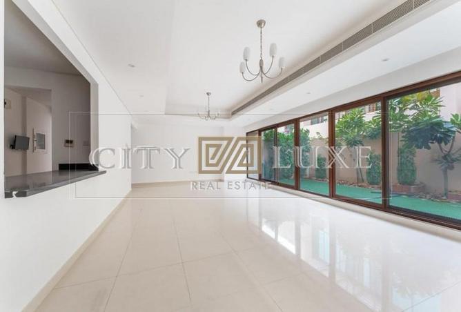 16102008 - Property Image 3