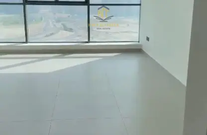 Apartment - 1 Bedroom - 2 Bathrooms for sale in Al Mamzar Tower - Al Mamzar - Sharjah - Sharjah