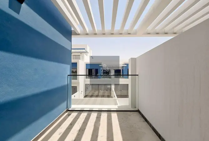 98267962 - Property Image 3