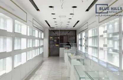Retail - Studio for rent in Gold Souk Area - Al Ras - Deira - Dubai