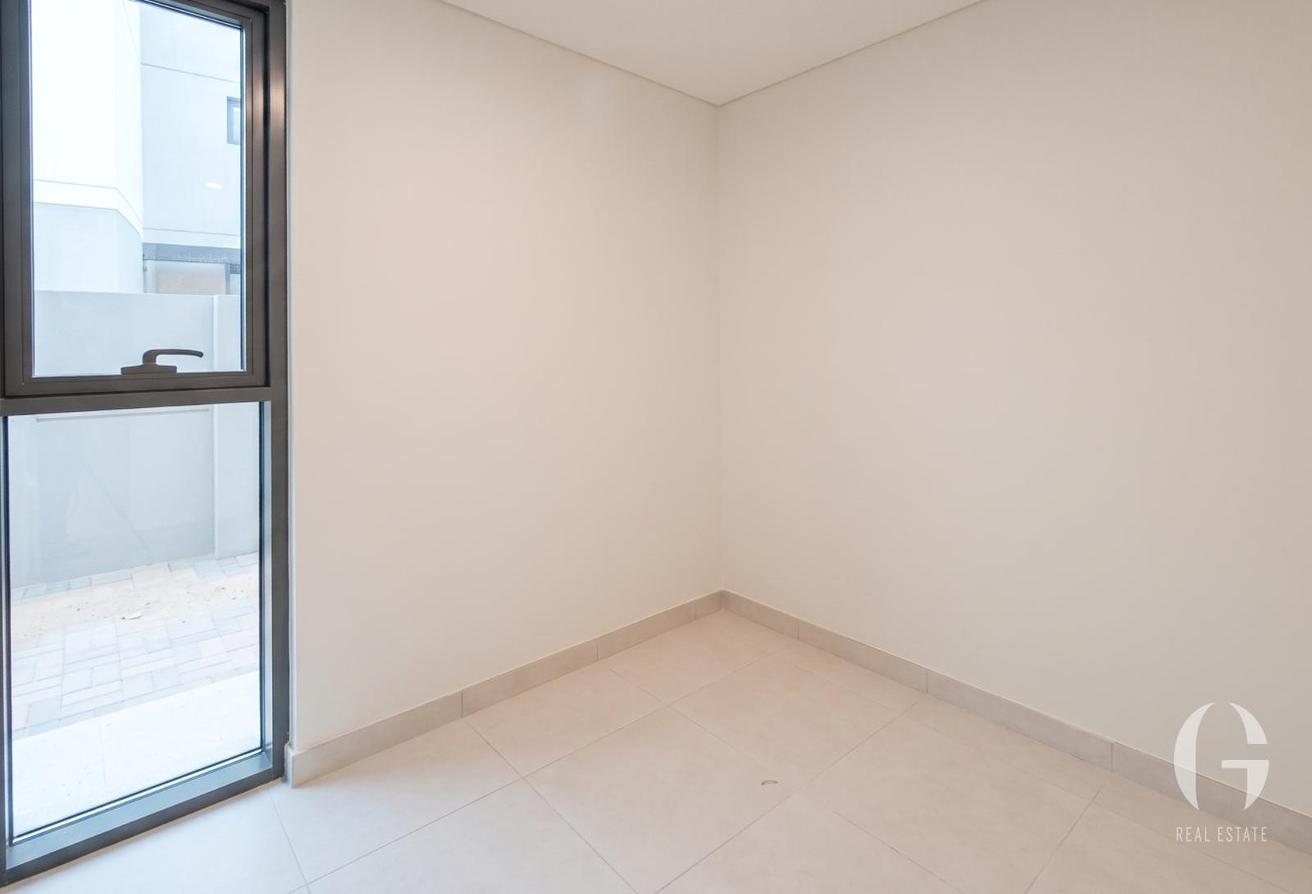 5BR | Park Backing | Prime Location | Luxurious photo 19