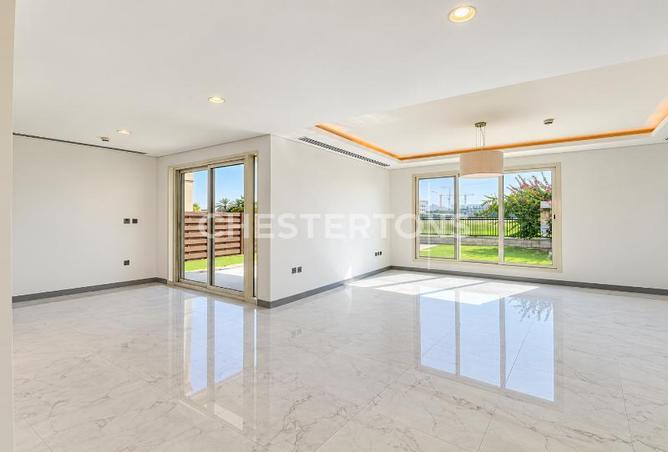 Contemporary Spacious | Bright | Resort Lifestyle