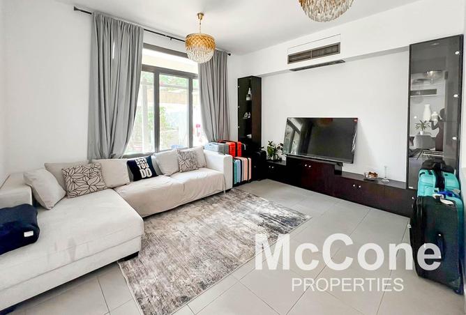 53573822 - Property Image 2